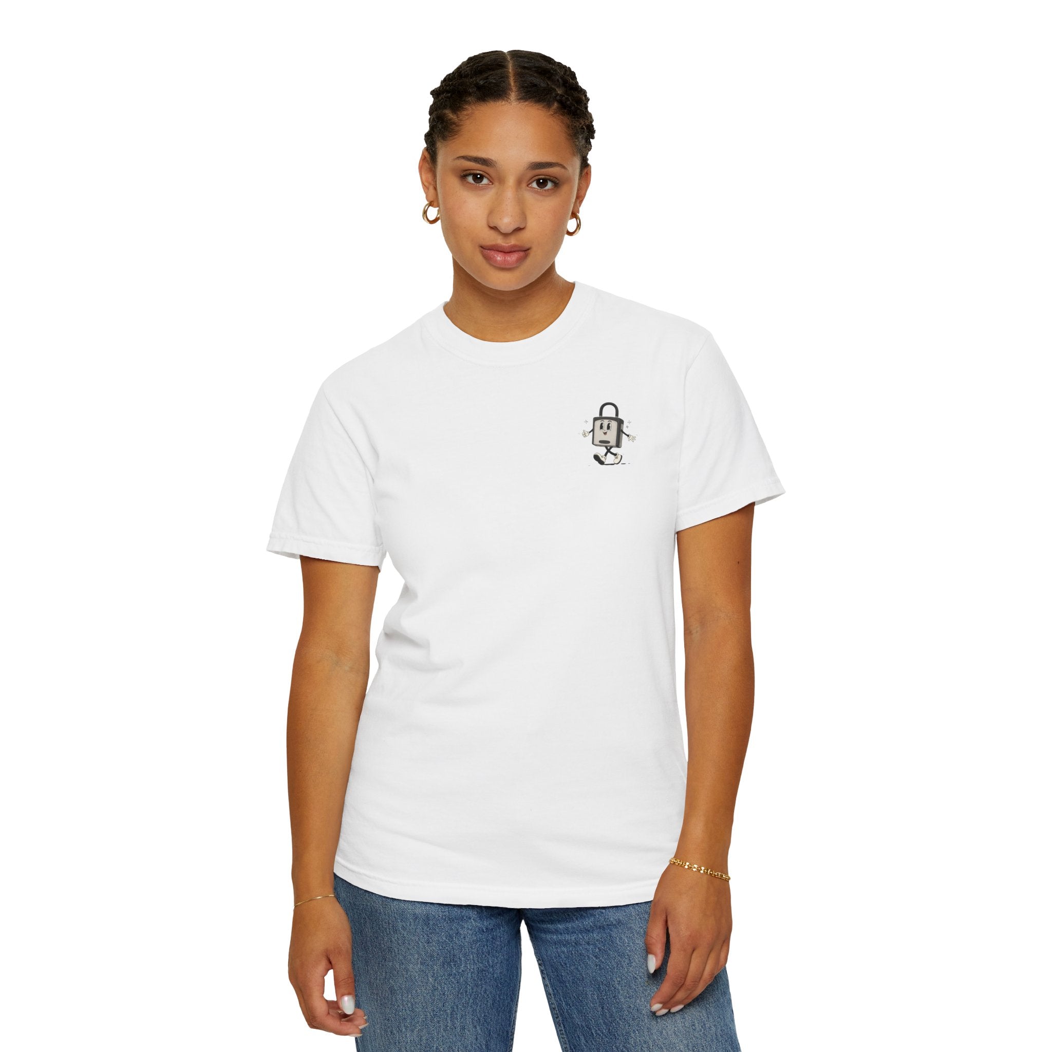 Showing Club Tee