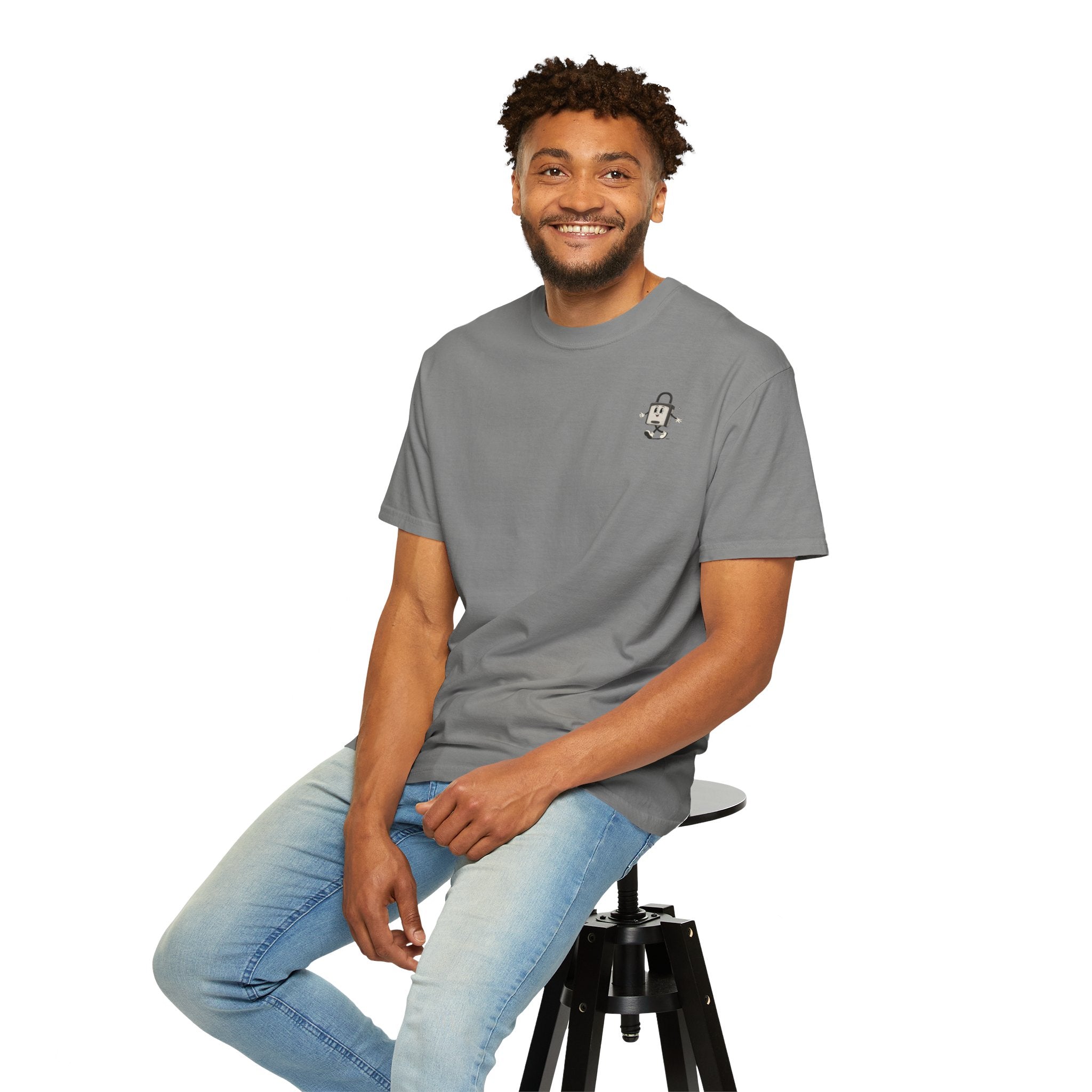 Showing Club Tee